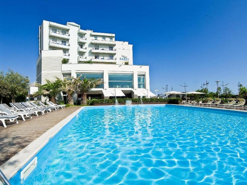 Hotel Sarti ريتشوني المظهر الخارجي الصورة